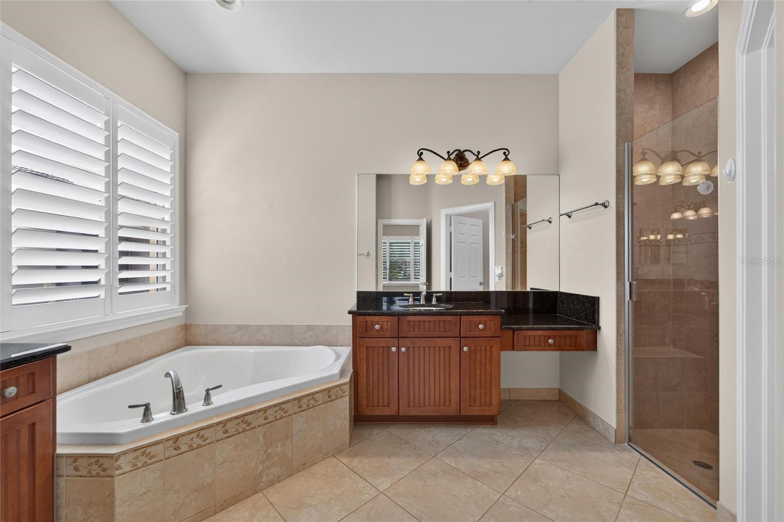 4904 ROCK ISLAND CT — photo 23