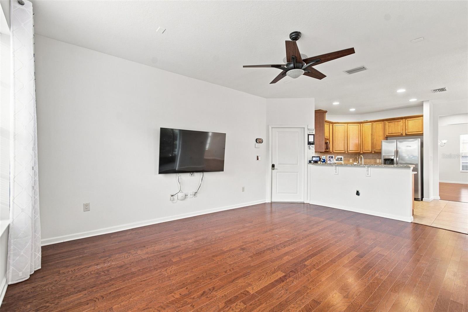 8319 MANOR CLUB CIR #3 — photo 25