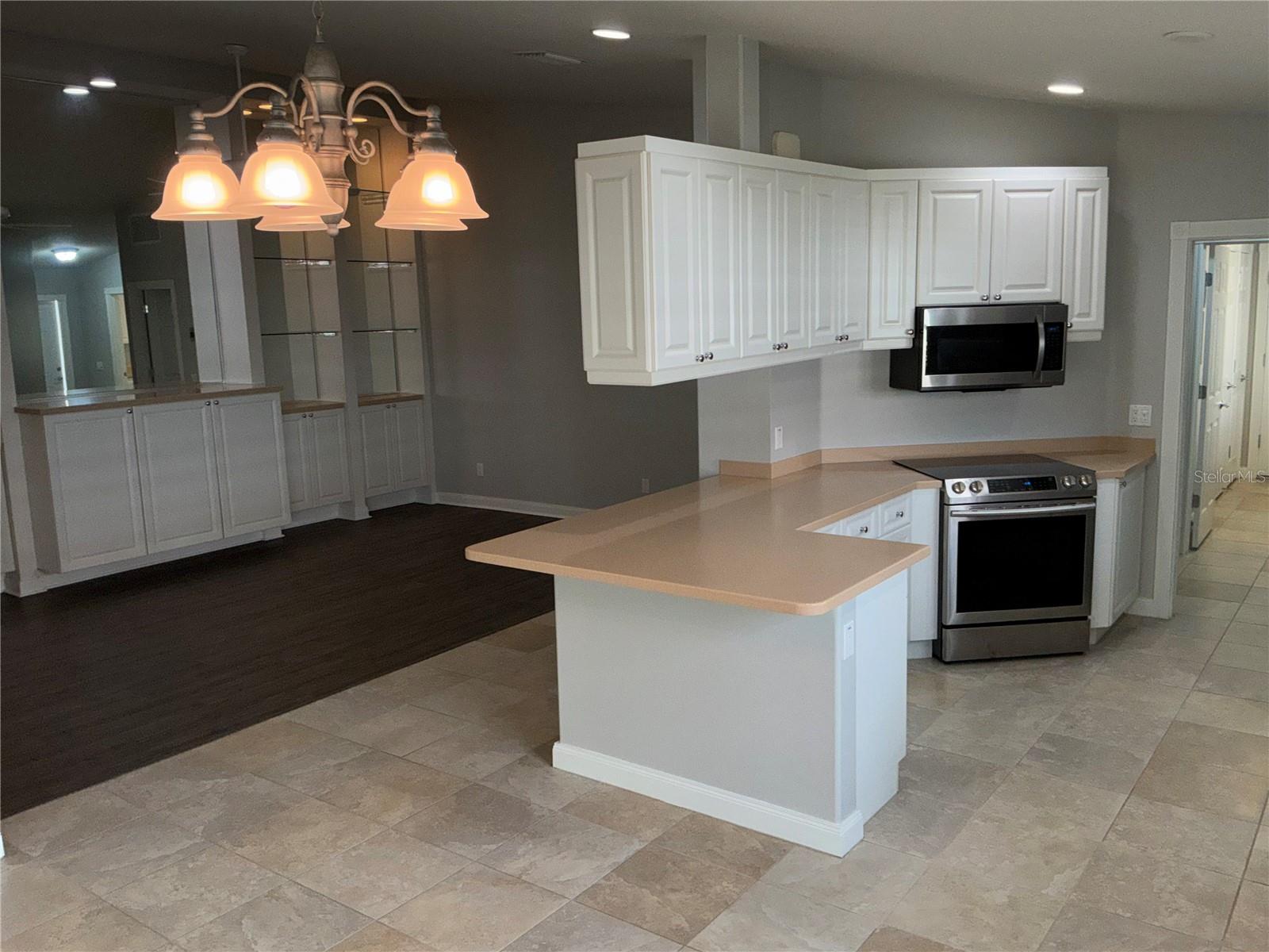 11616 GARESSIO LN — photo 8