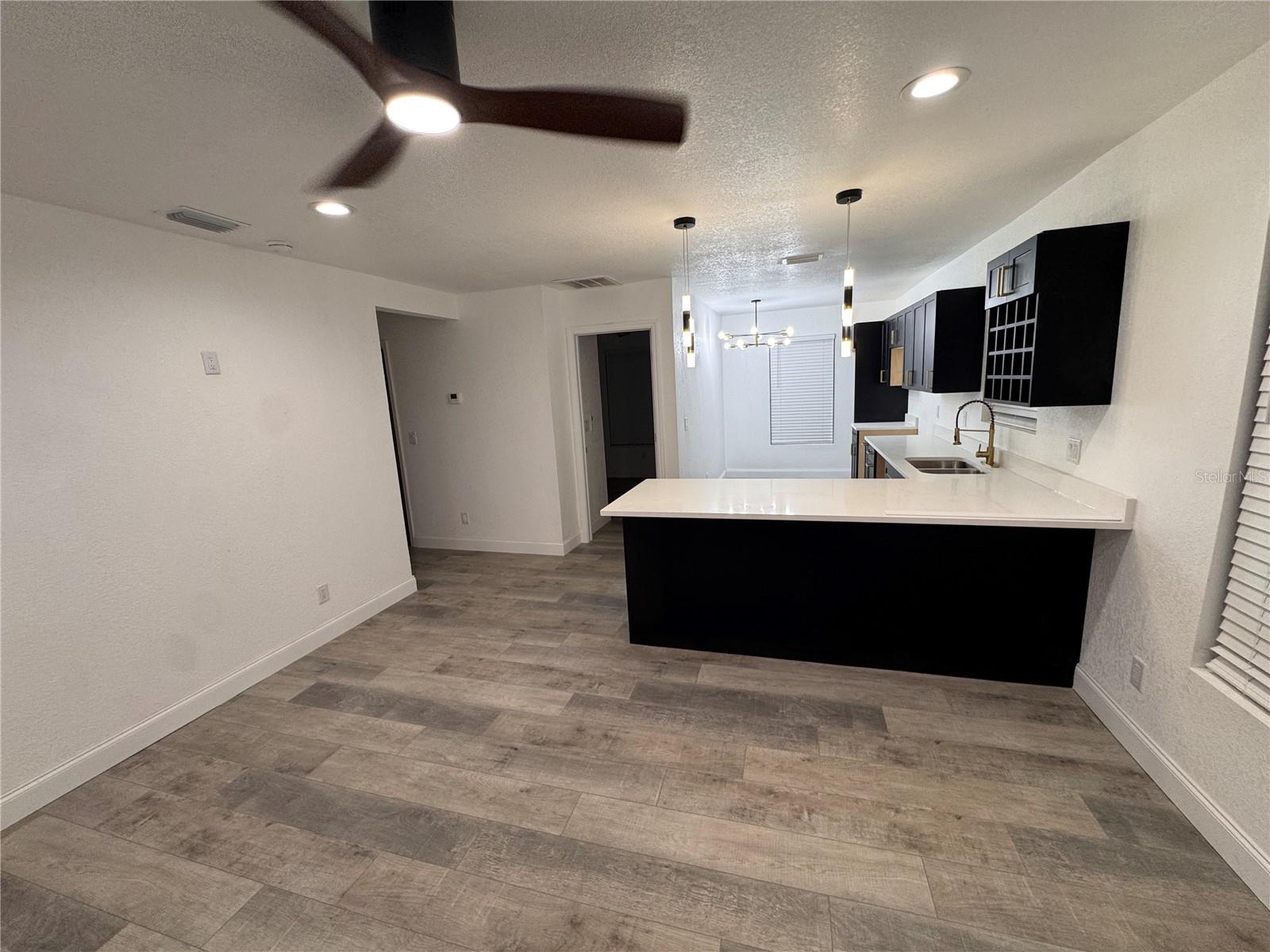 2548 LANGDON AVE S — photo 11
