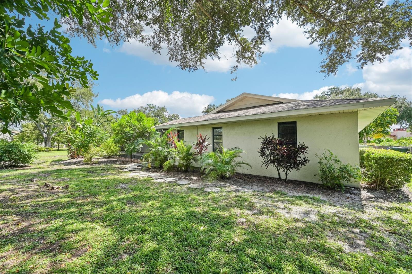 3721 ASTER DR — photo 28