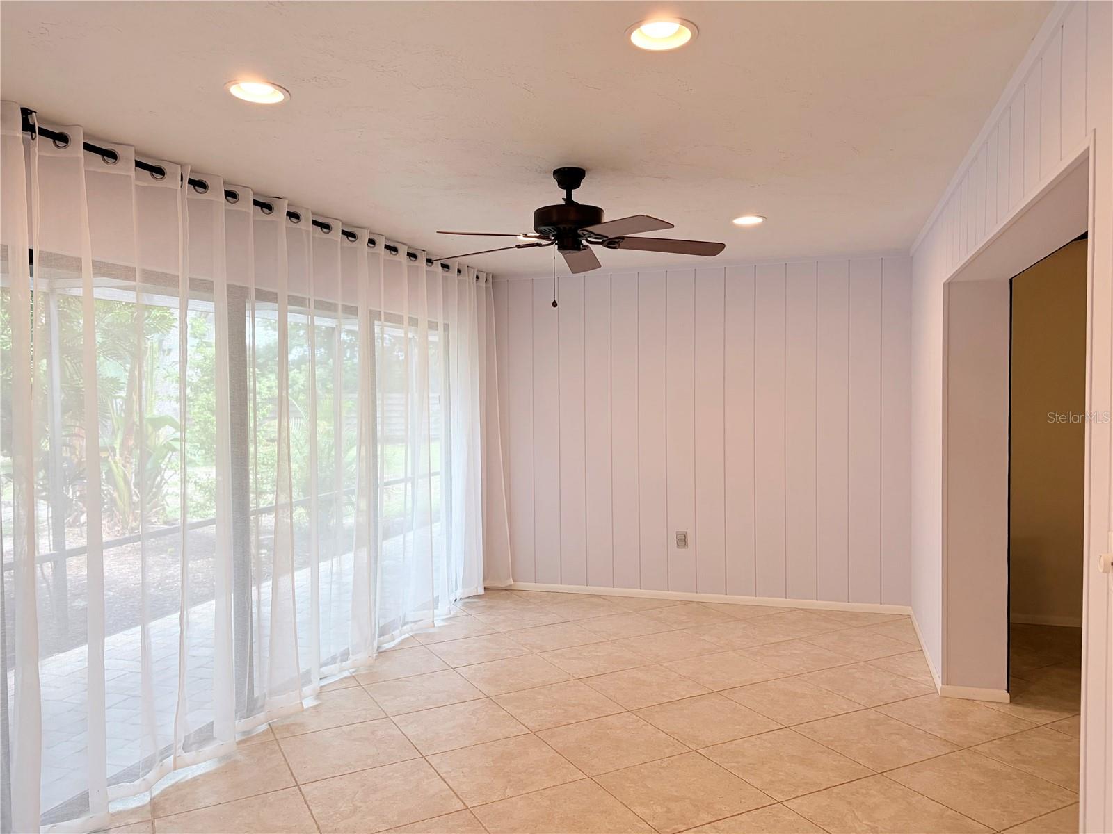 3721 ASTER DR — photo 22