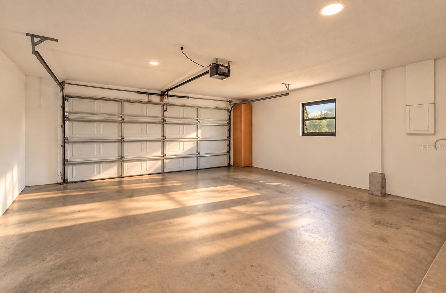 3721 ASTER DR — photo 27