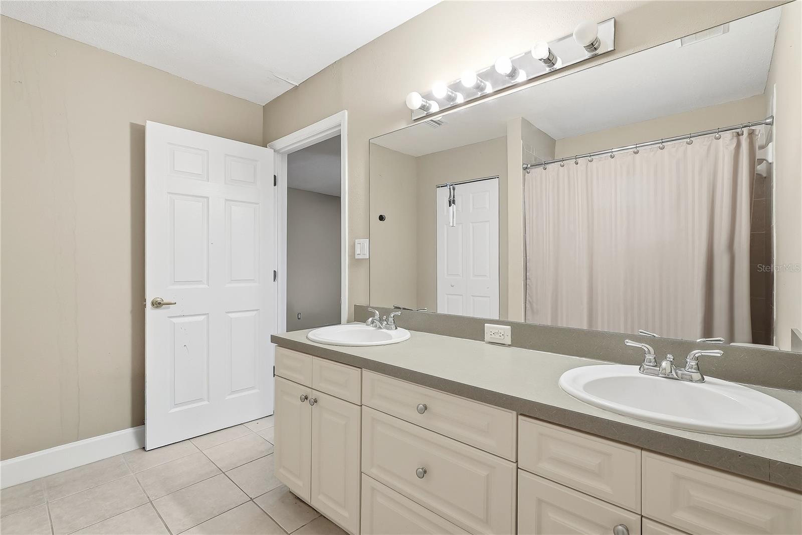 3910 W PALMETTO ST — photo 12