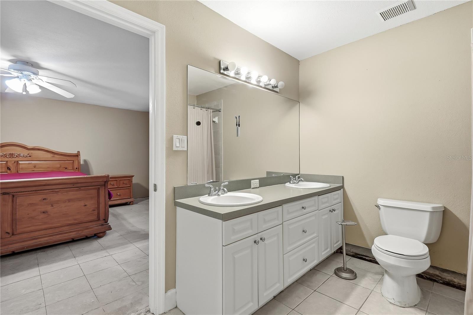 3910 W PALMETTO ST — photo 11