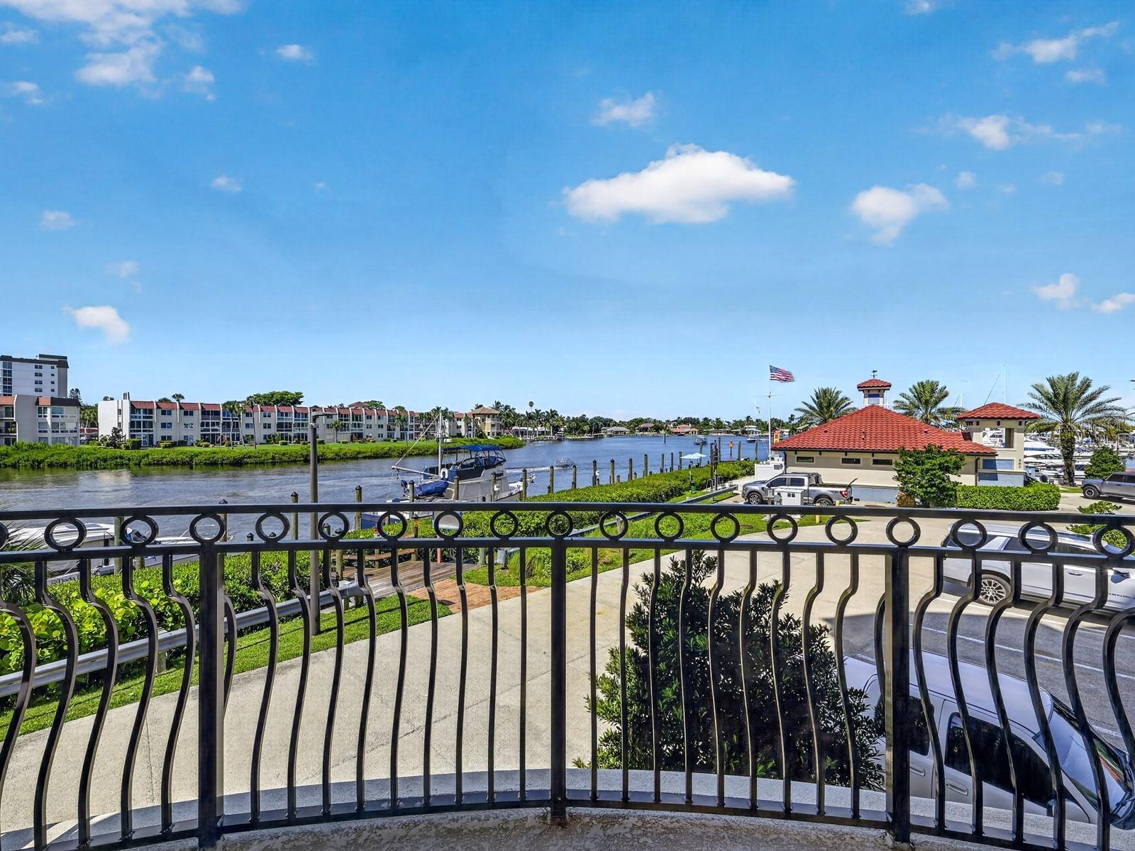 501 TAMIAMI TRL N #201 — photo 4