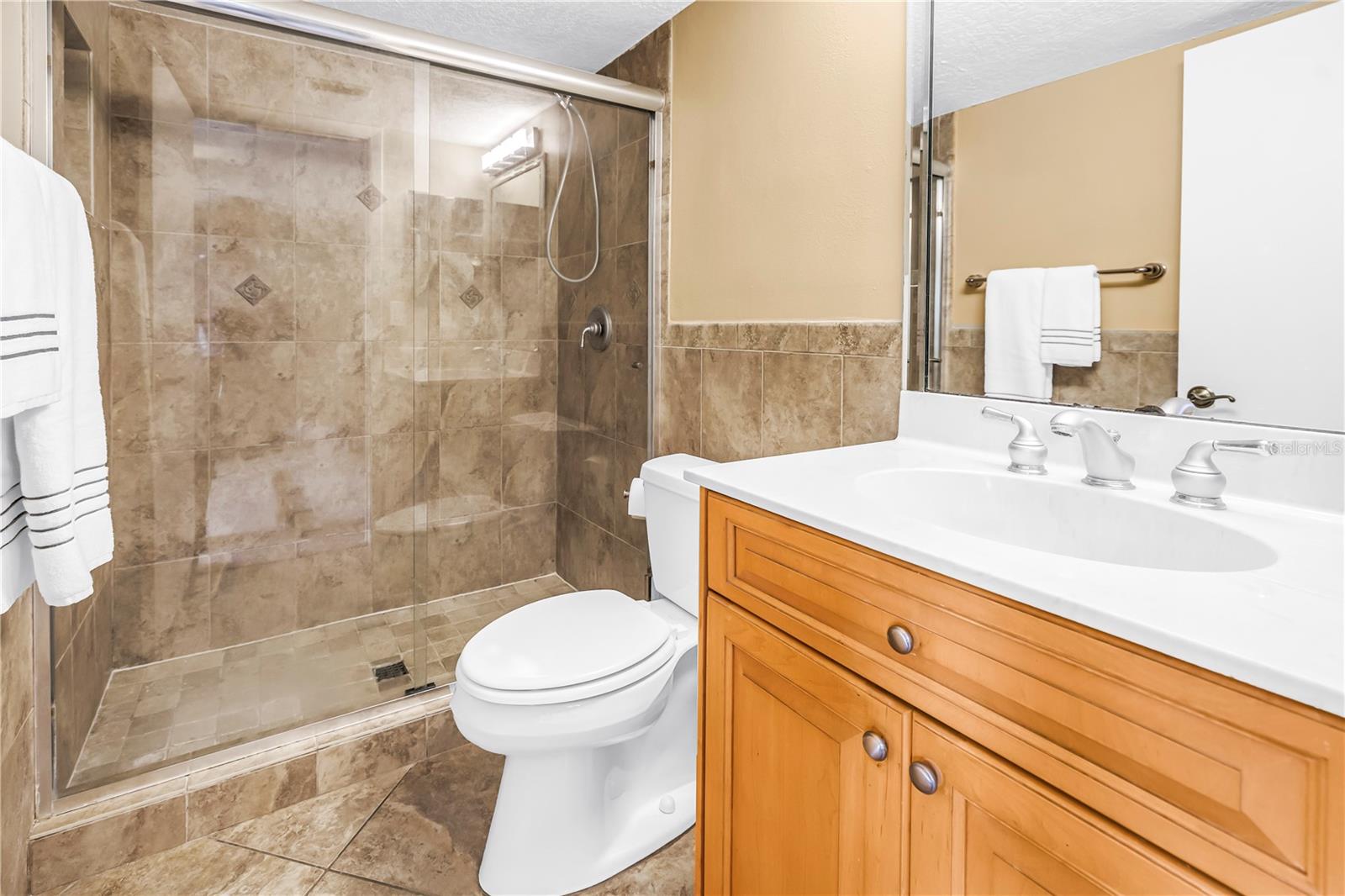 1290 PINE RIDGE CIR E #G2 — photo 41