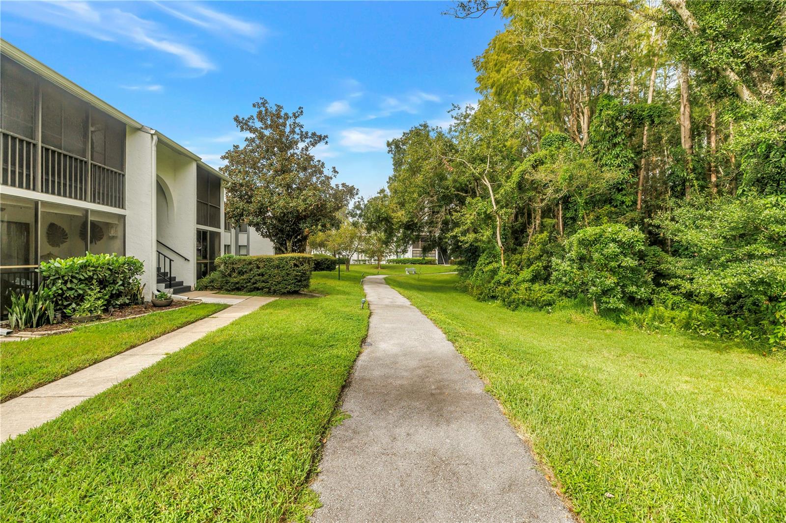 1290 PINE RIDGE CIR E #G2 — photo 8