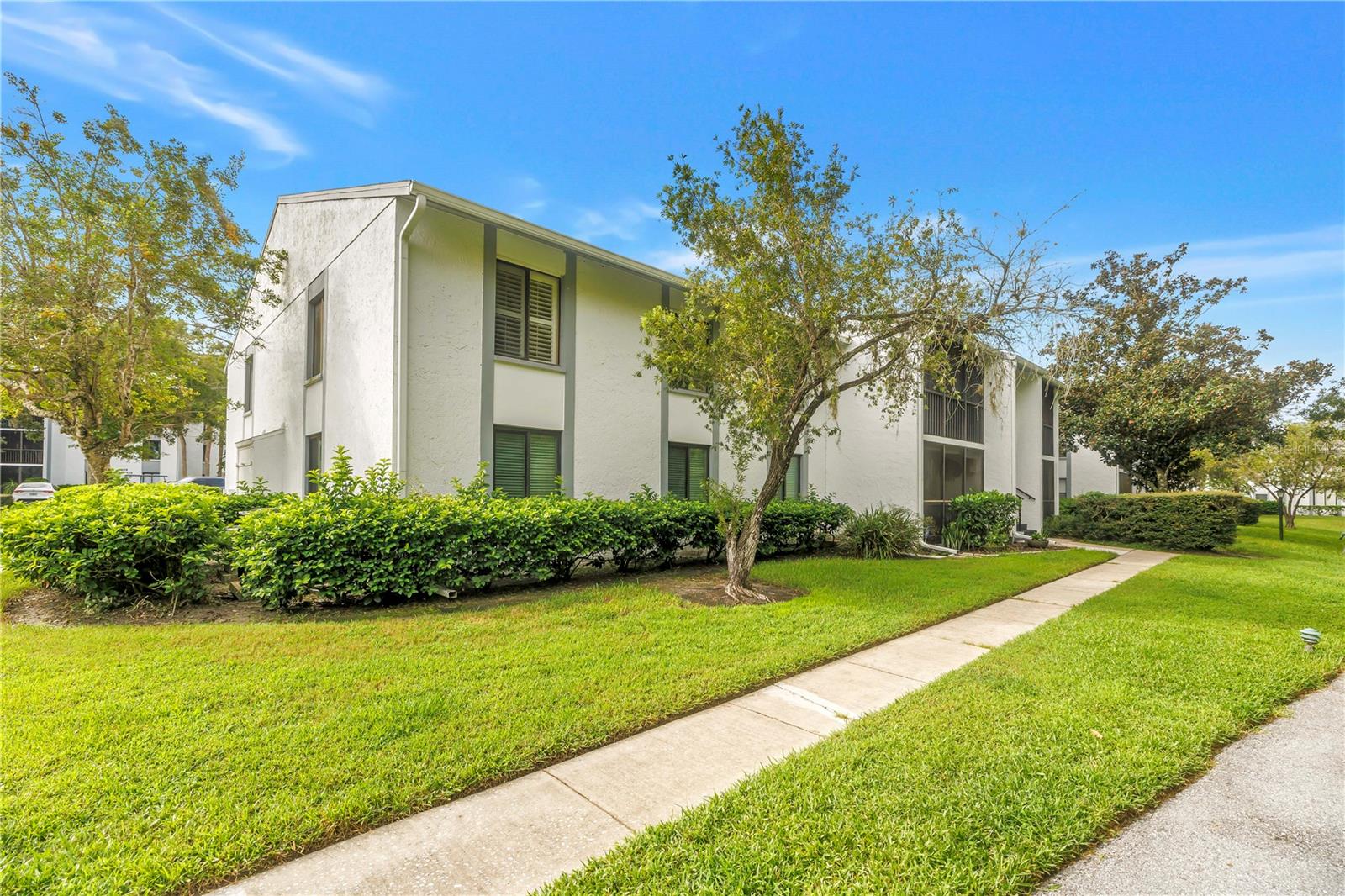 1290 PINE RIDGE CIR E #G2 — photo 10