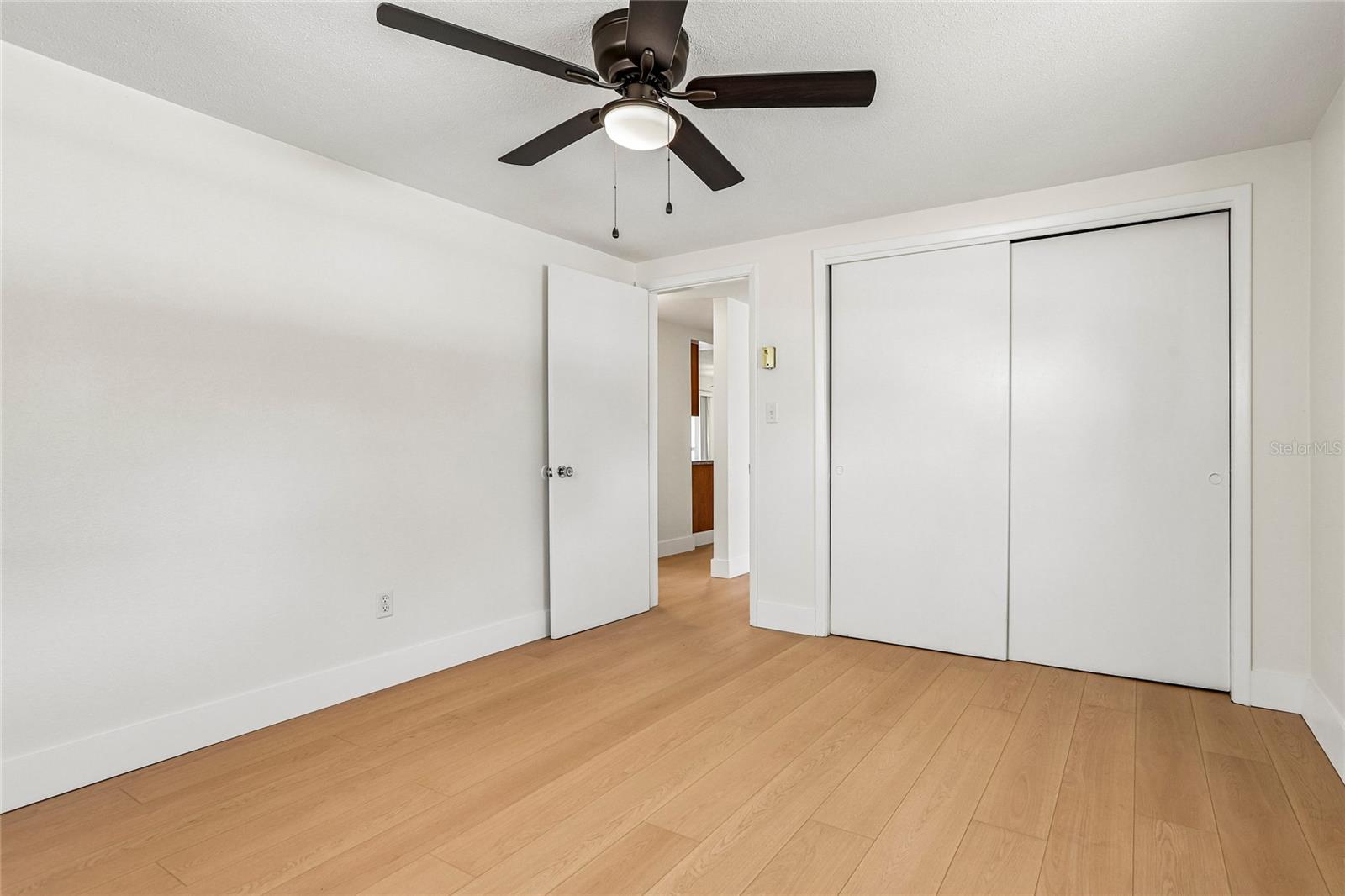 1535 SENTINEL ST — photo 18