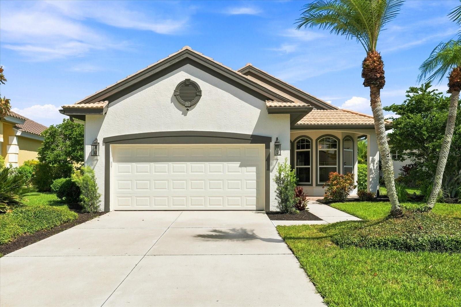 10209 SILVERADO CIR — photo 45