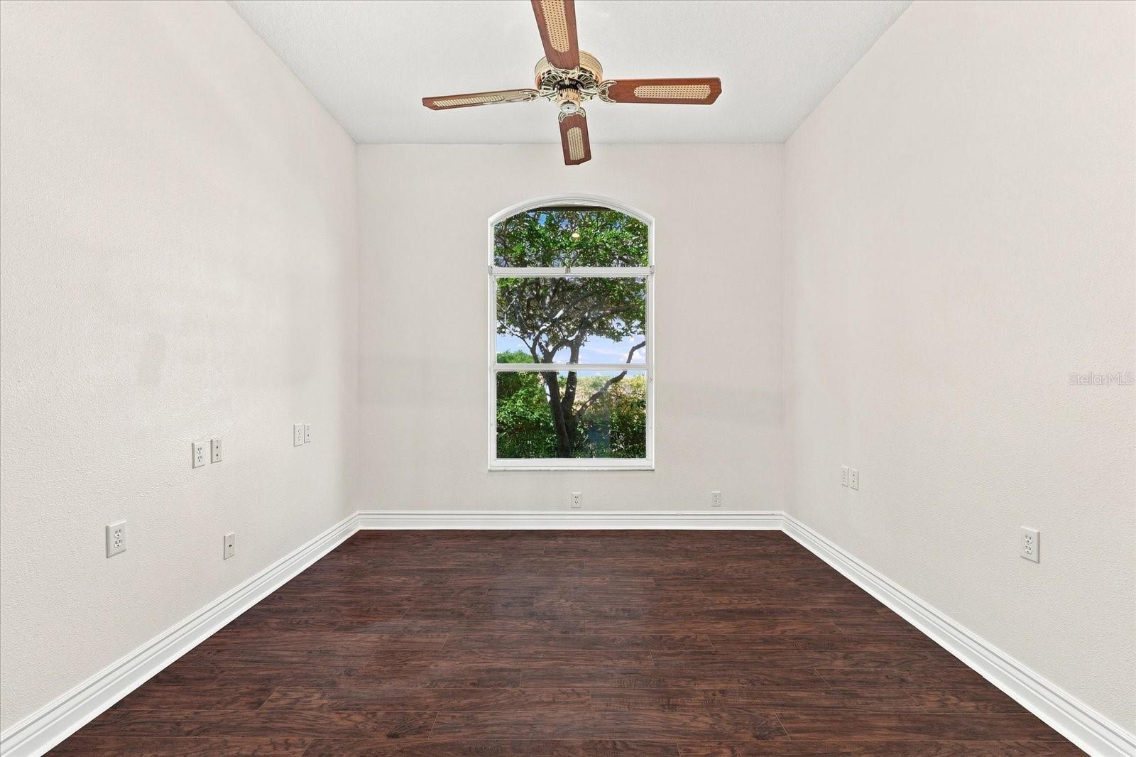10209 SILVERADO CIR — photo 31