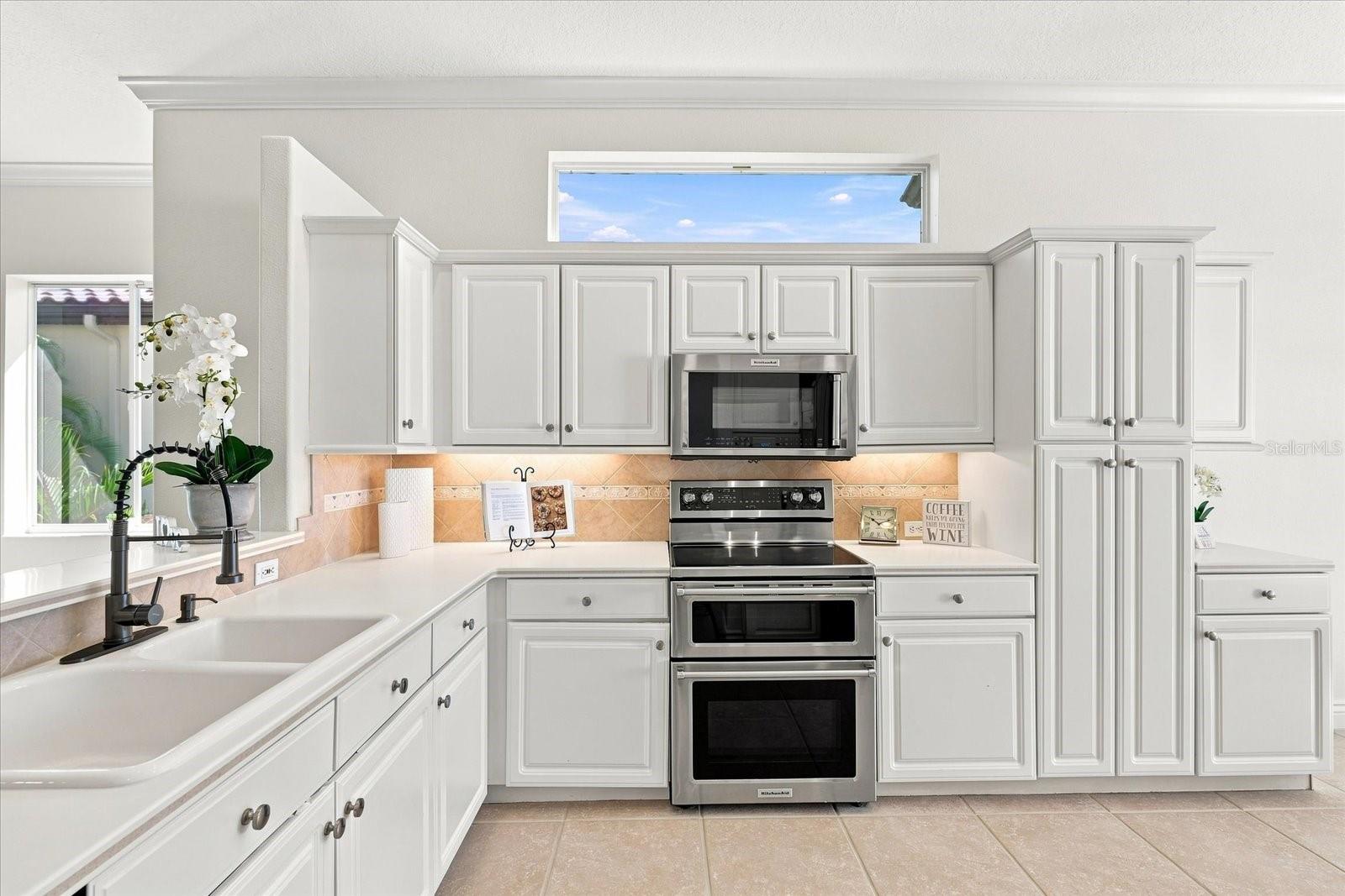 10209 SILVERADO CIR — photo 9