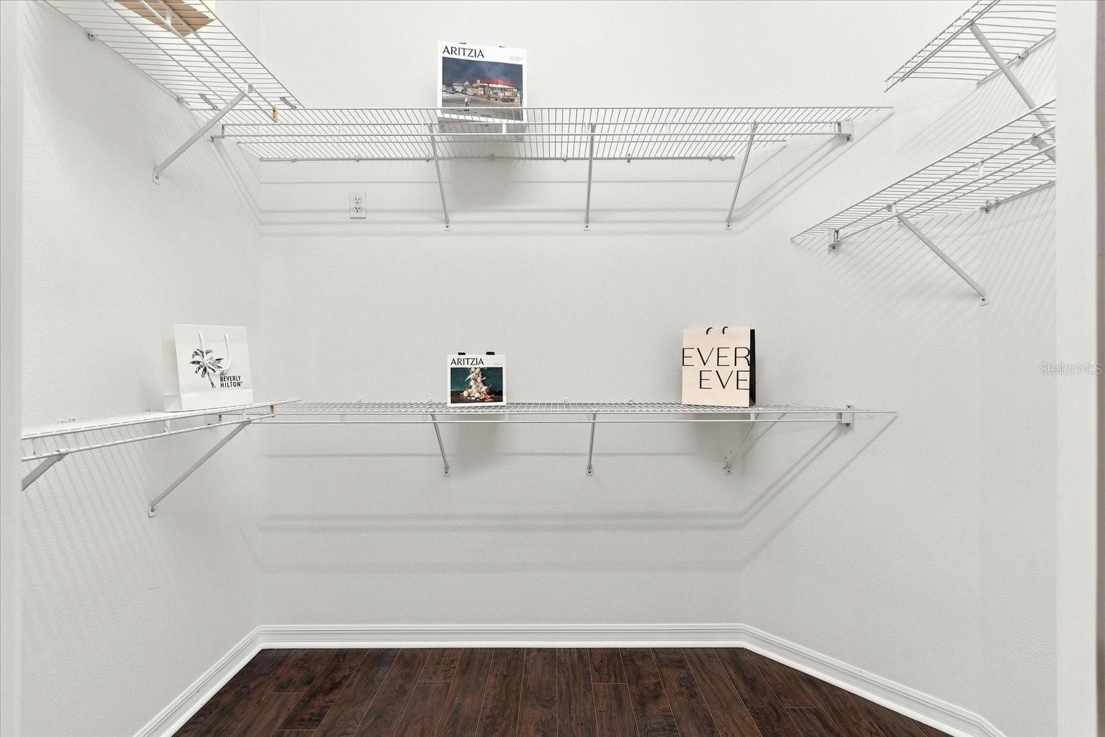 10209 SILVERADO CIR — photo 30