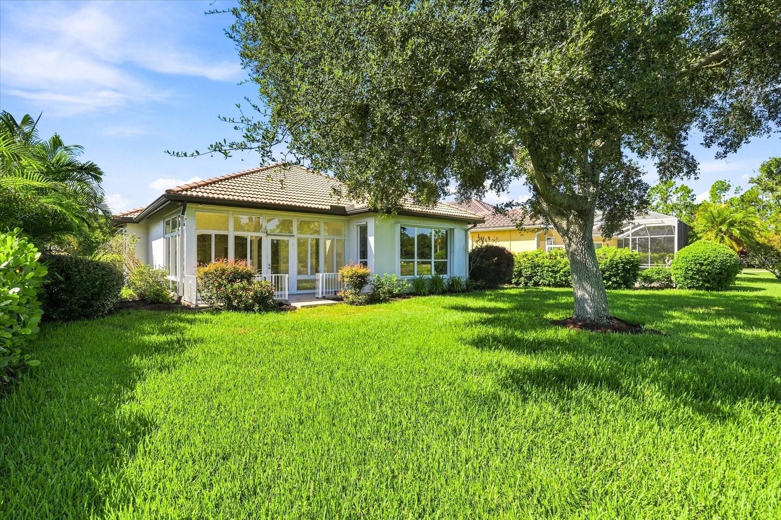 10209 SILVERADO CIR — photo 41
