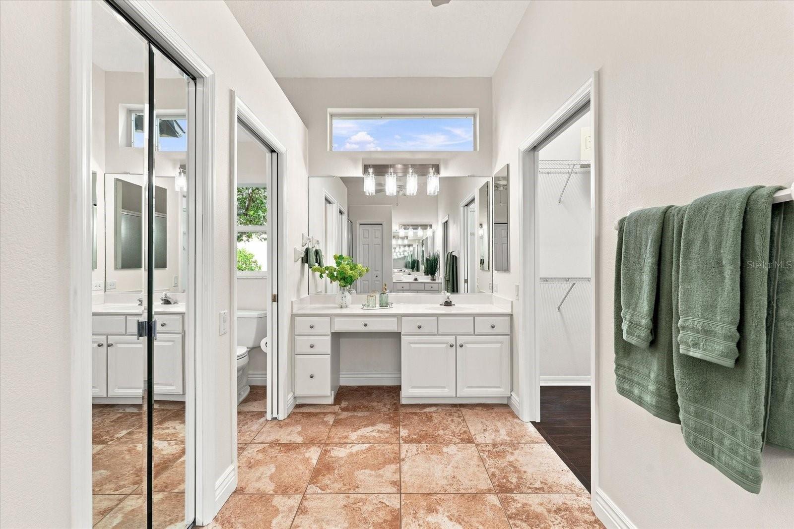 10209 SILVERADO CIR — photo 28