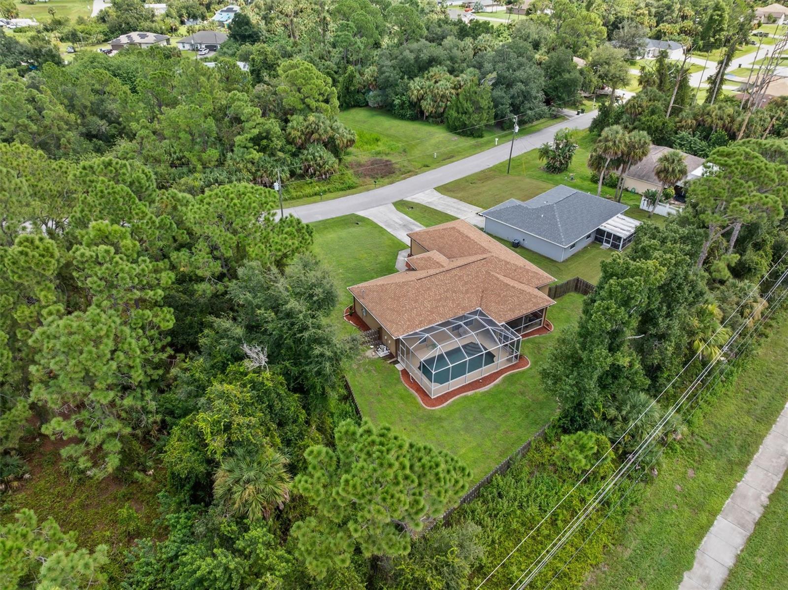 4131 MAGENTA AVE — photo 32