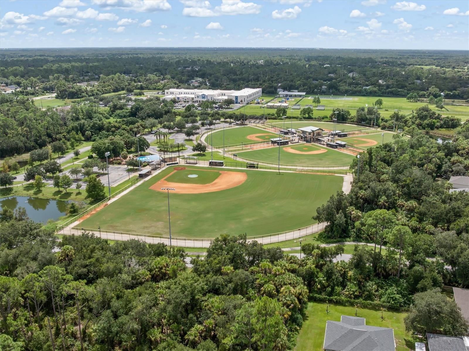 4131 MAGENTA AVE — photo 34