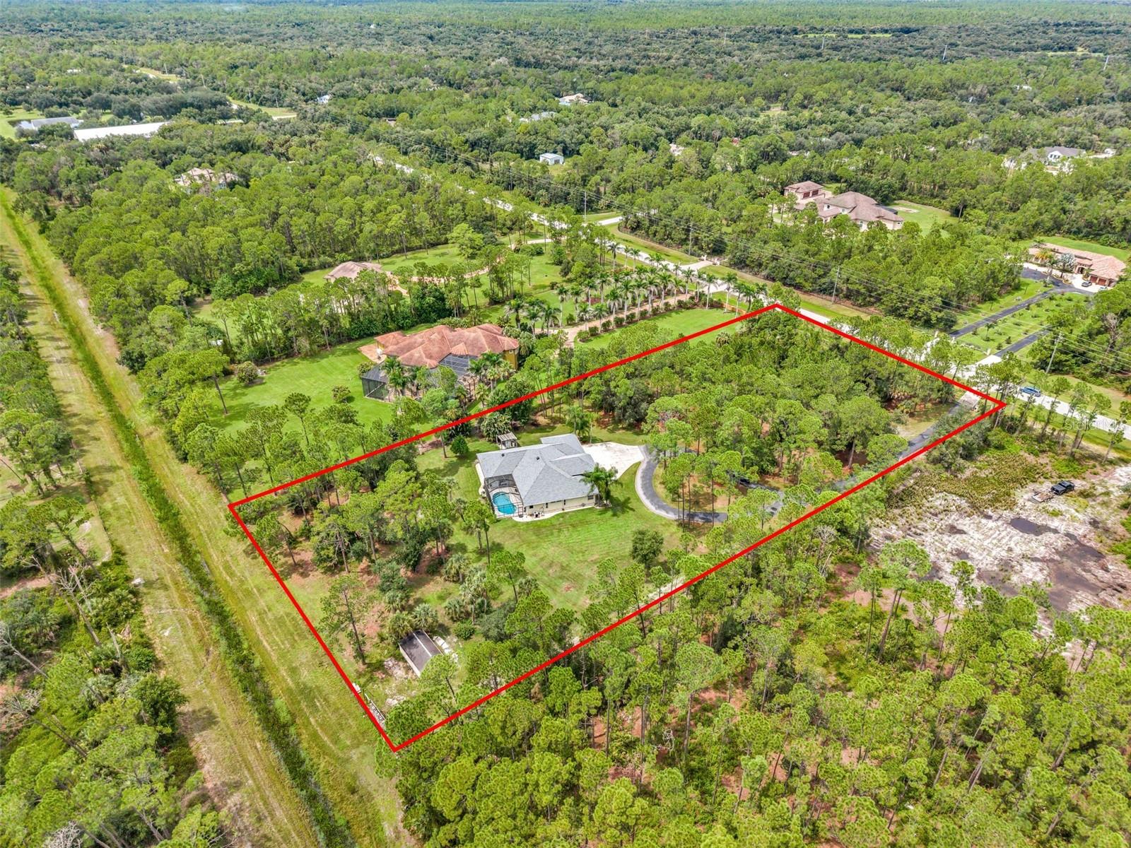 3605 TROPICAIRE BLVD — photo 70
