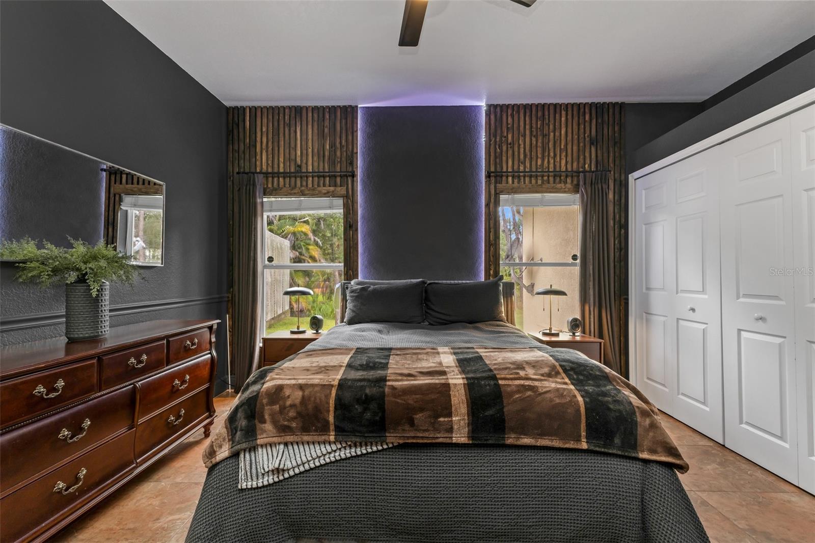 3605 TROPICAIRE BLVD — photo 57