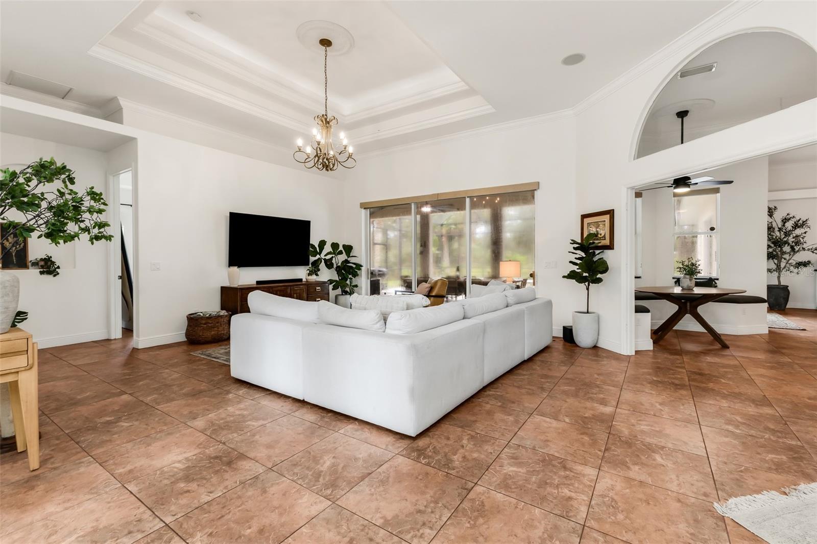 3605 TROPICAIRE BLVD — photo 27