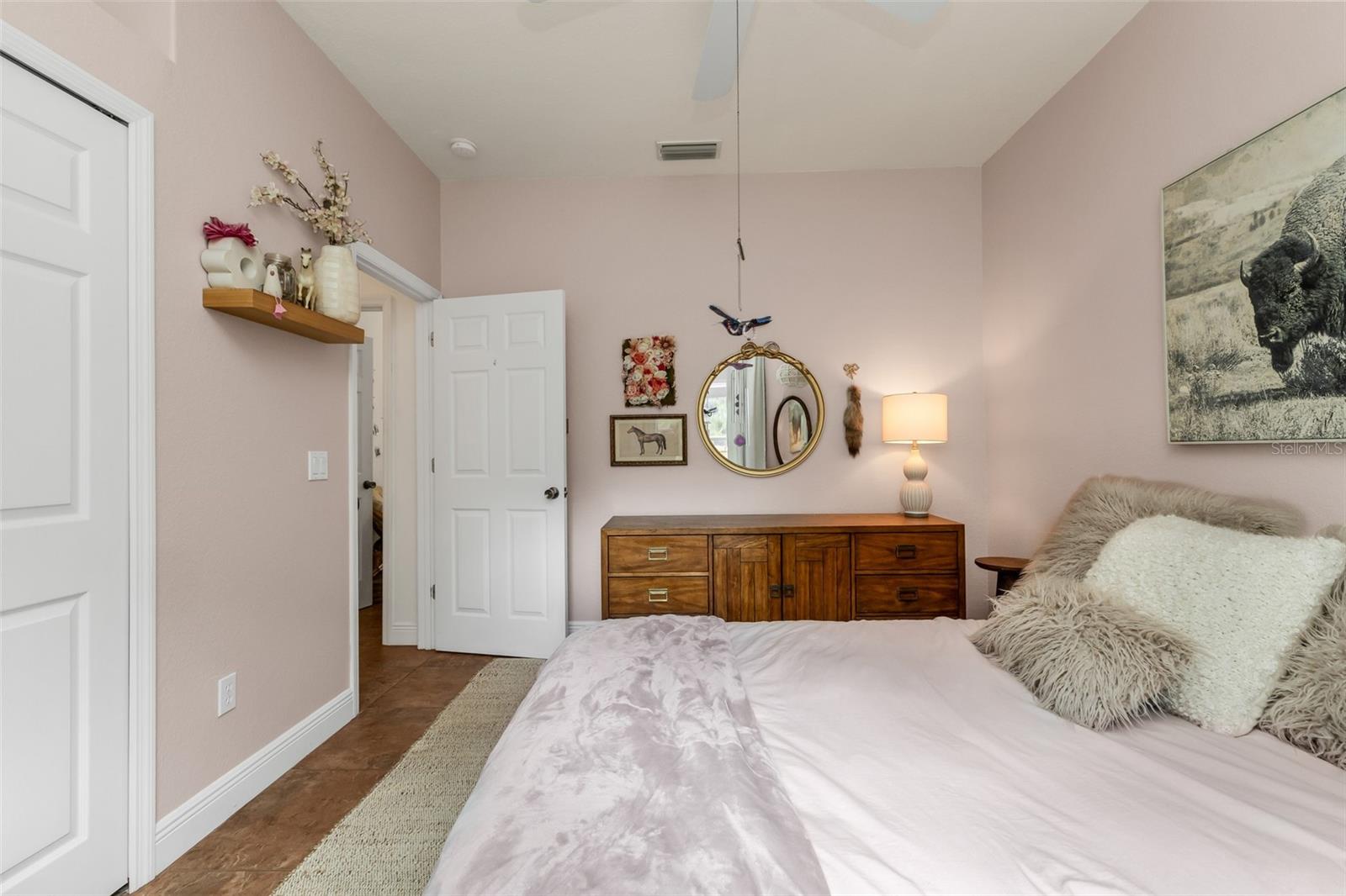 3605 TROPICAIRE BLVD — photo 49