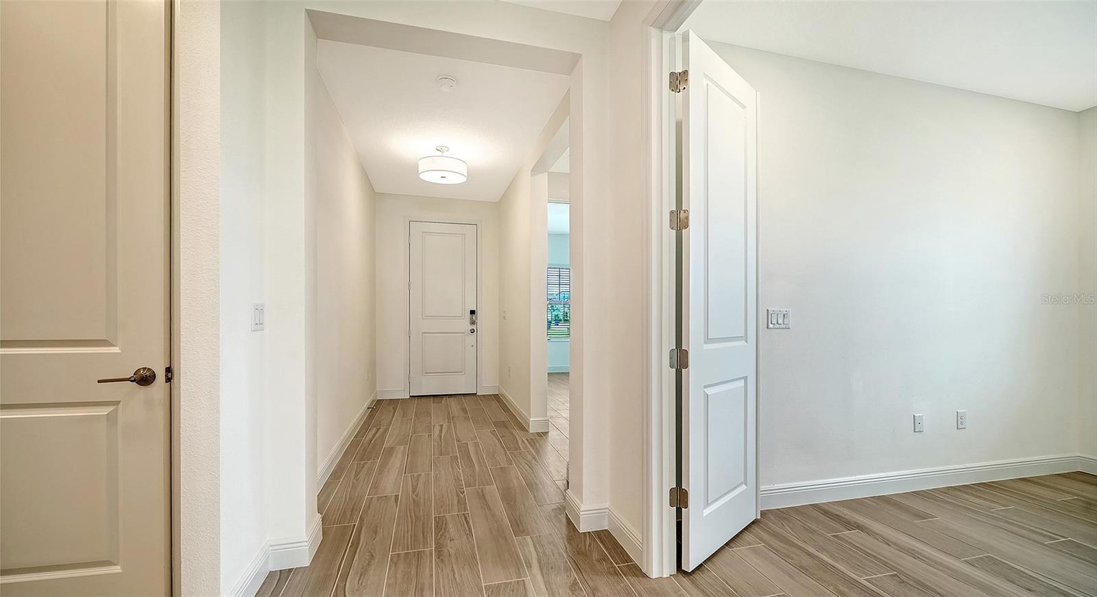 2440 STAR APPLE WAY — photo 38