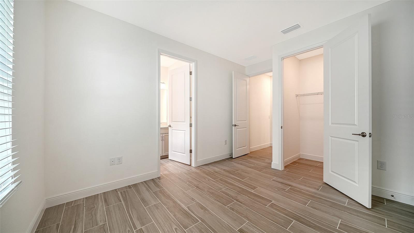 2440 STAR APPLE WAY — photo 32