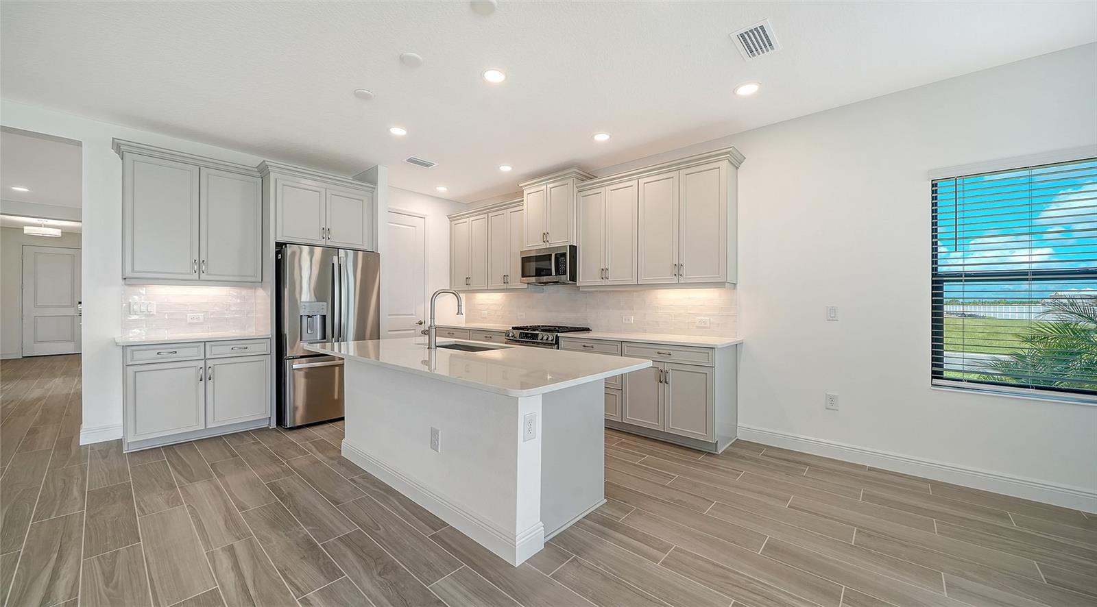 2440 STAR APPLE WAY — photo 12