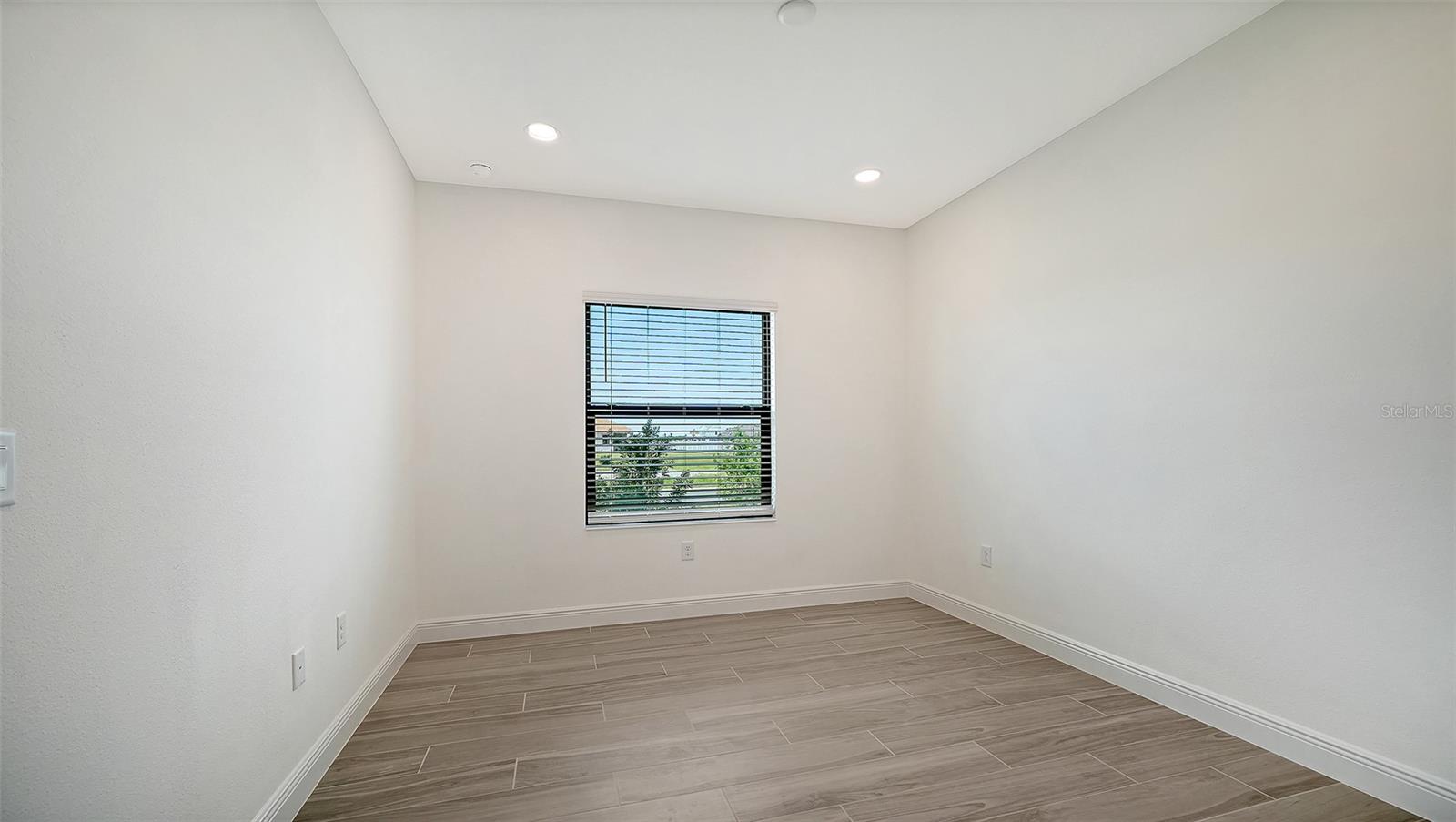 2440 STAR APPLE WAY — photo 29