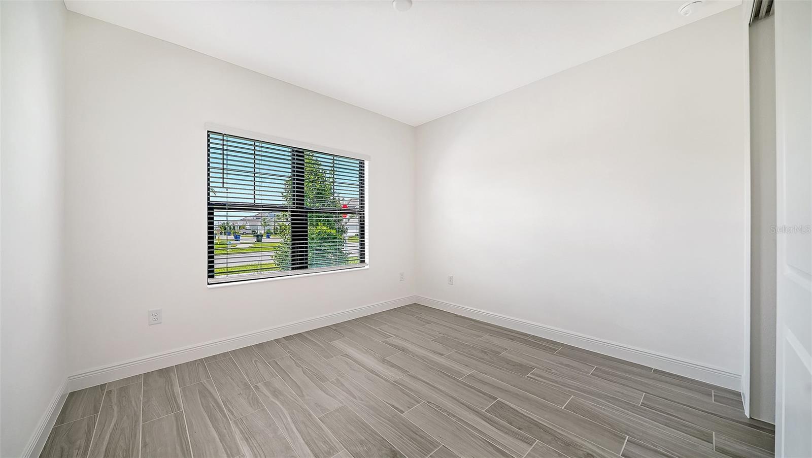 2440 STAR APPLE WAY — photo 34