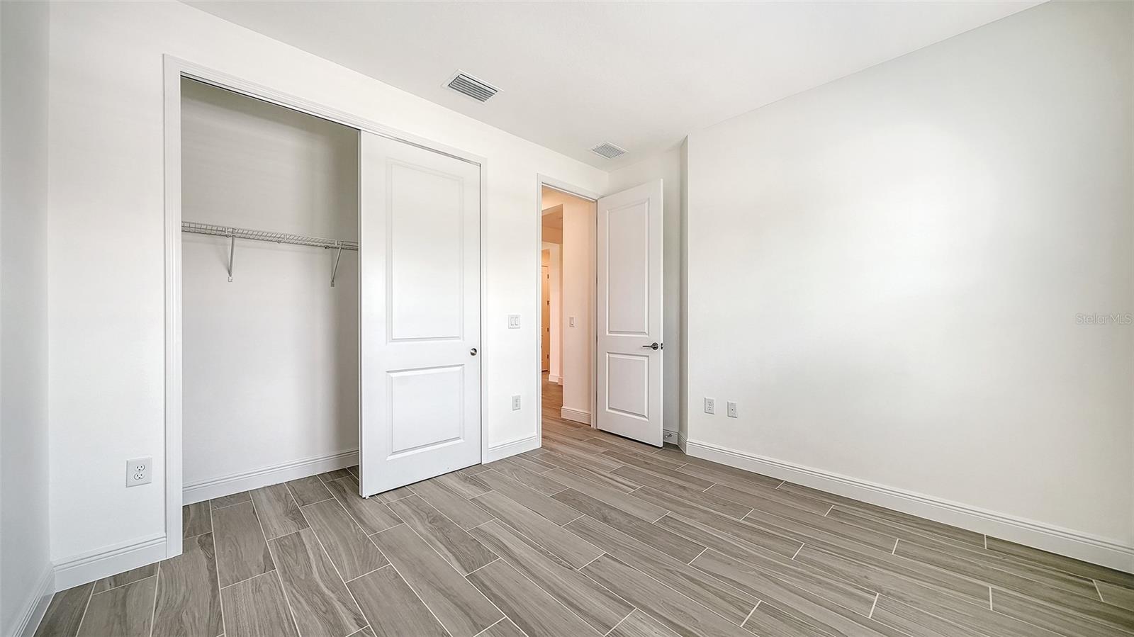 2440 STAR APPLE WAY — photo 35