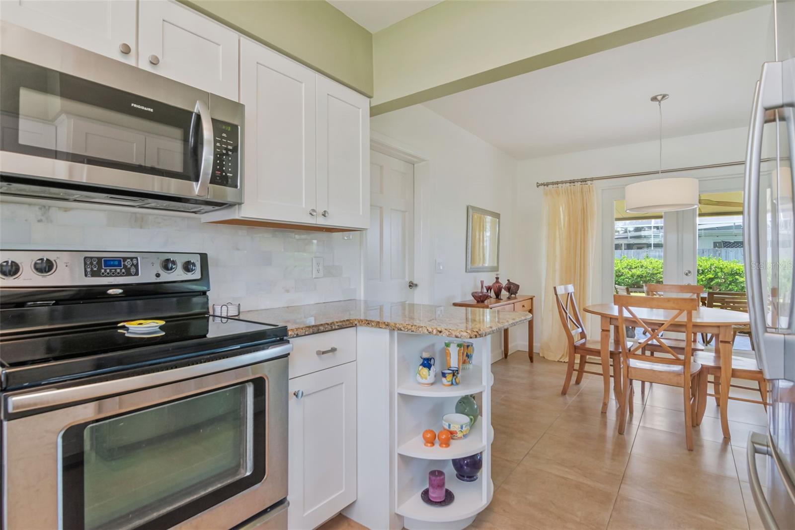 1851 LOMBARDY DR — photo 15