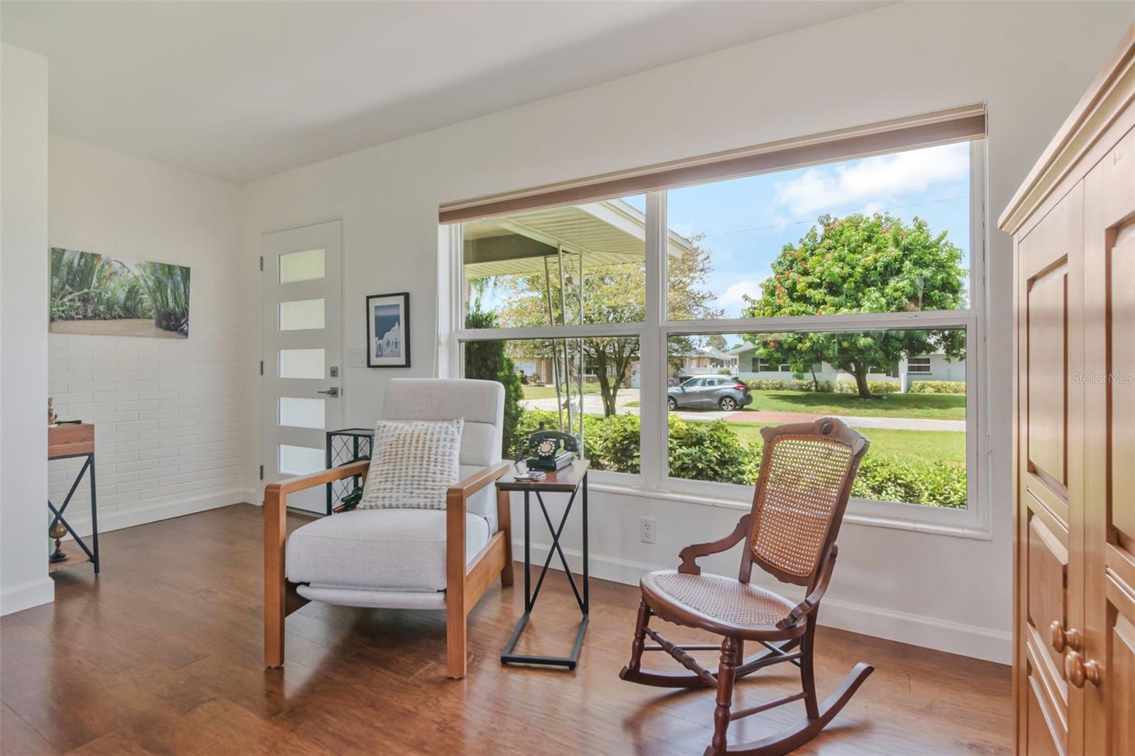 1851 LOMBARDY DR — photo 4