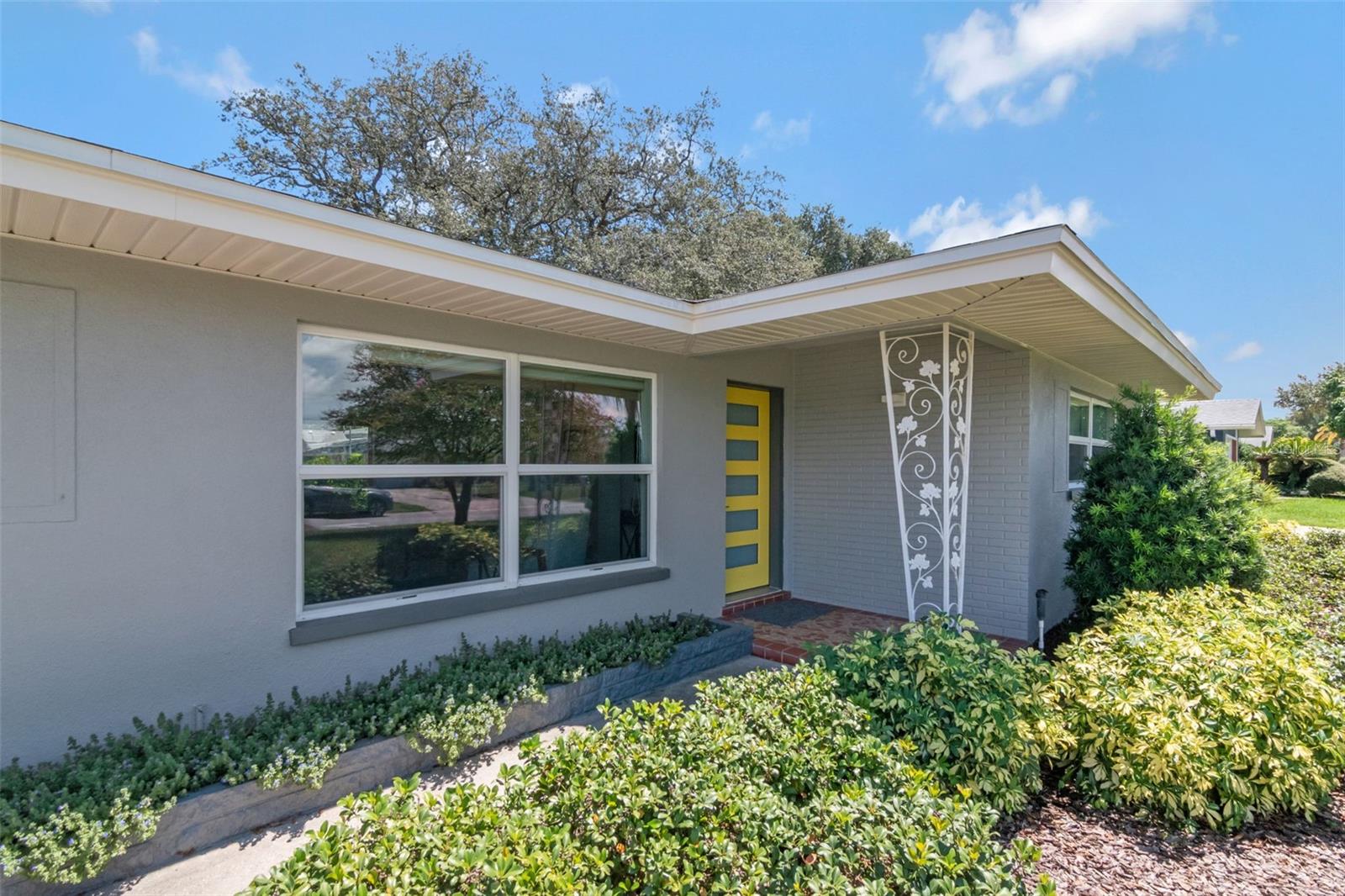 1851 LOMBARDY DR — photo 2