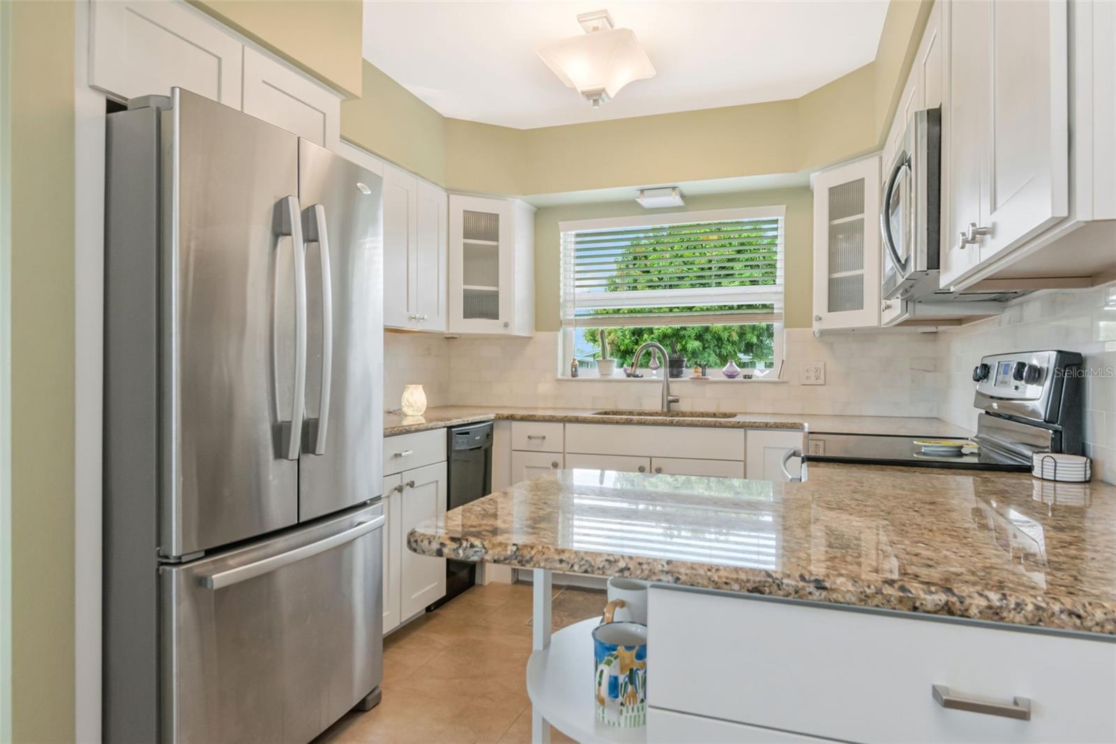 1851 LOMBARDY DR — photo 14