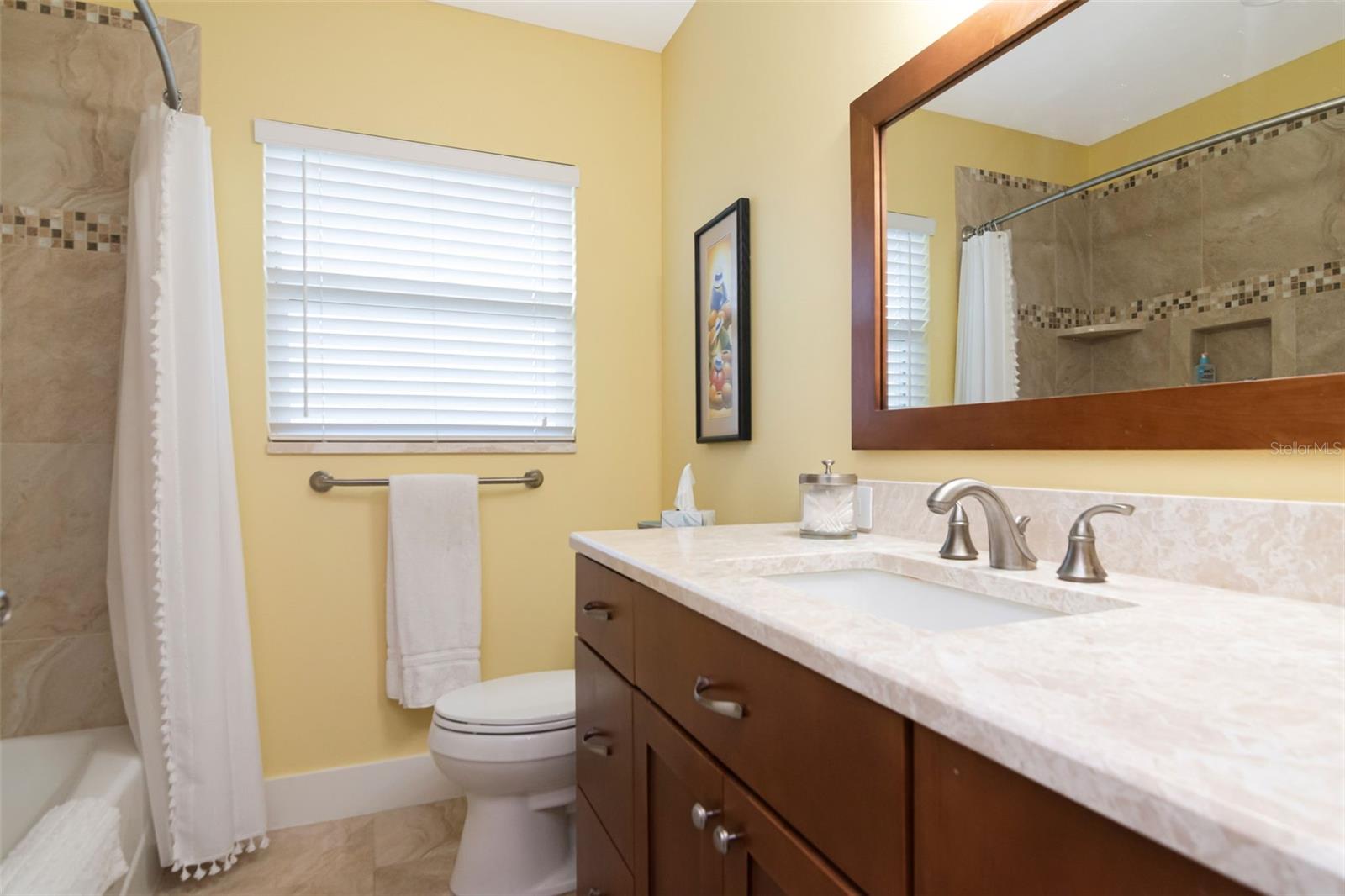 1851 LOMBARDY DR — photo 21