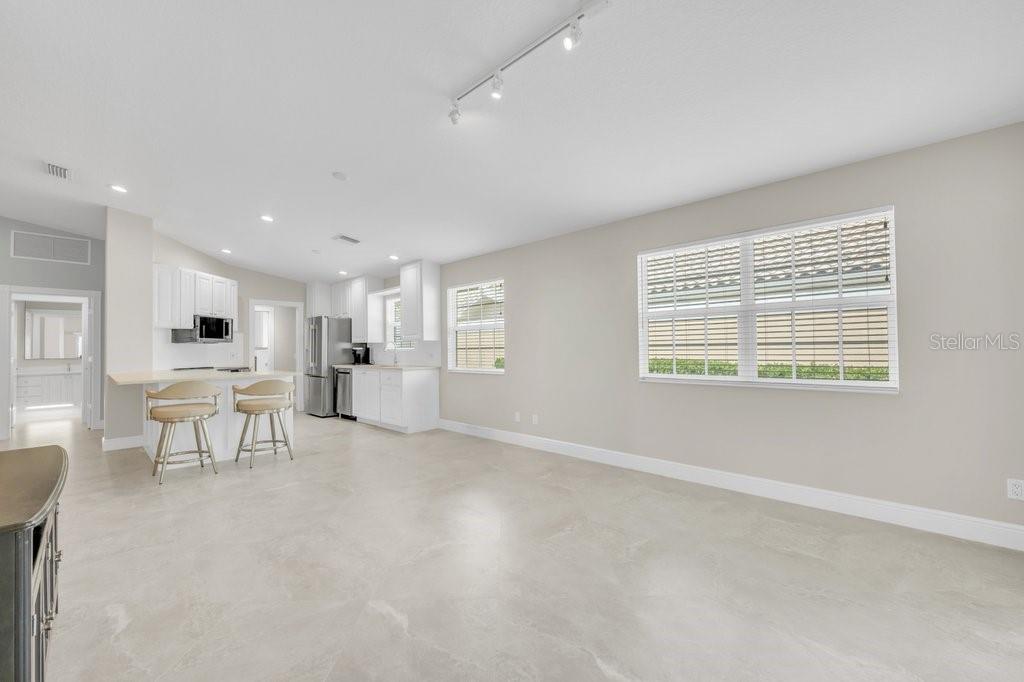 5868 HELICON PL — photo 10