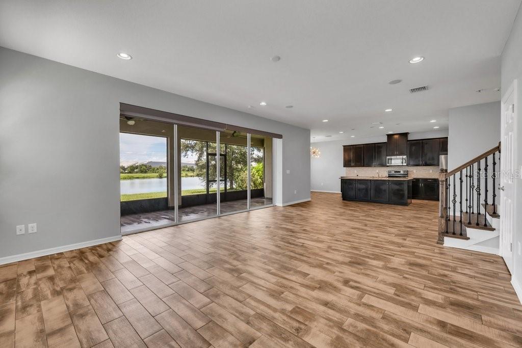 7225 BLUE BEECH DR — photo 13