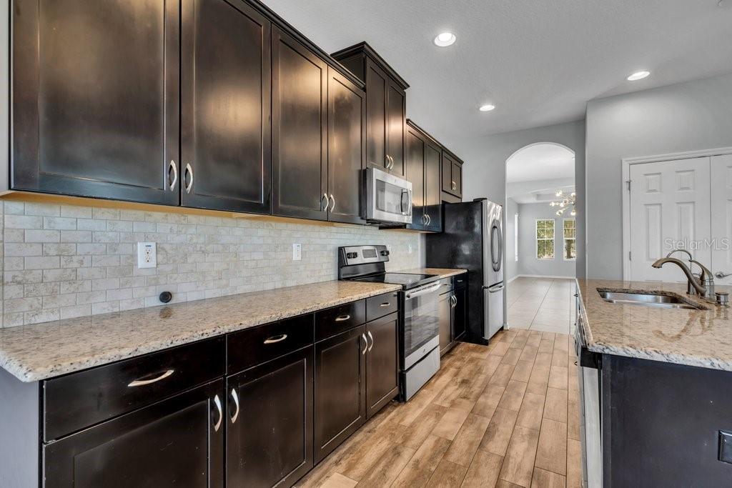 7225 BLUE BEECH DR — photo 23