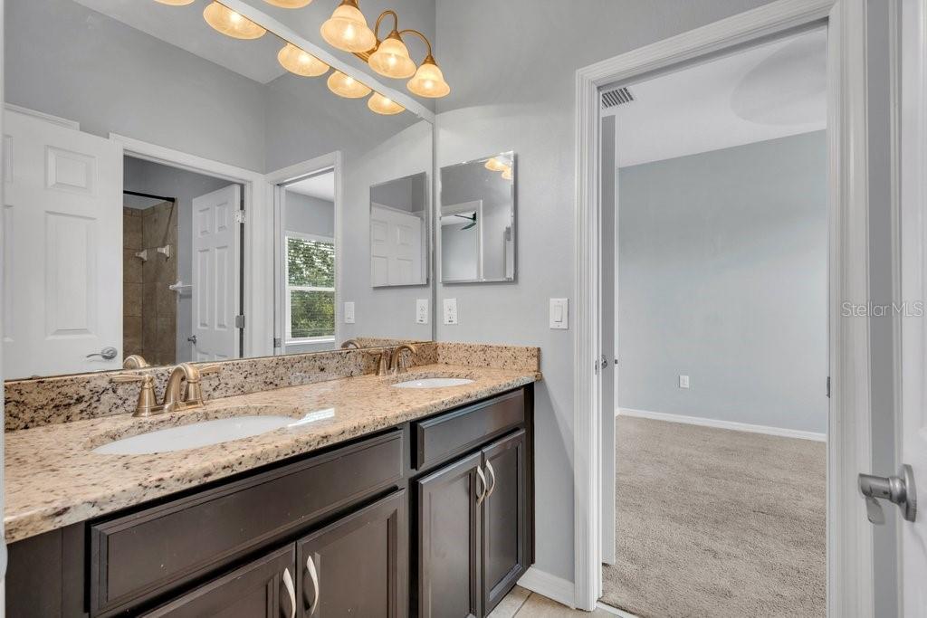 7225 BLUE BEECH DR — photo 39