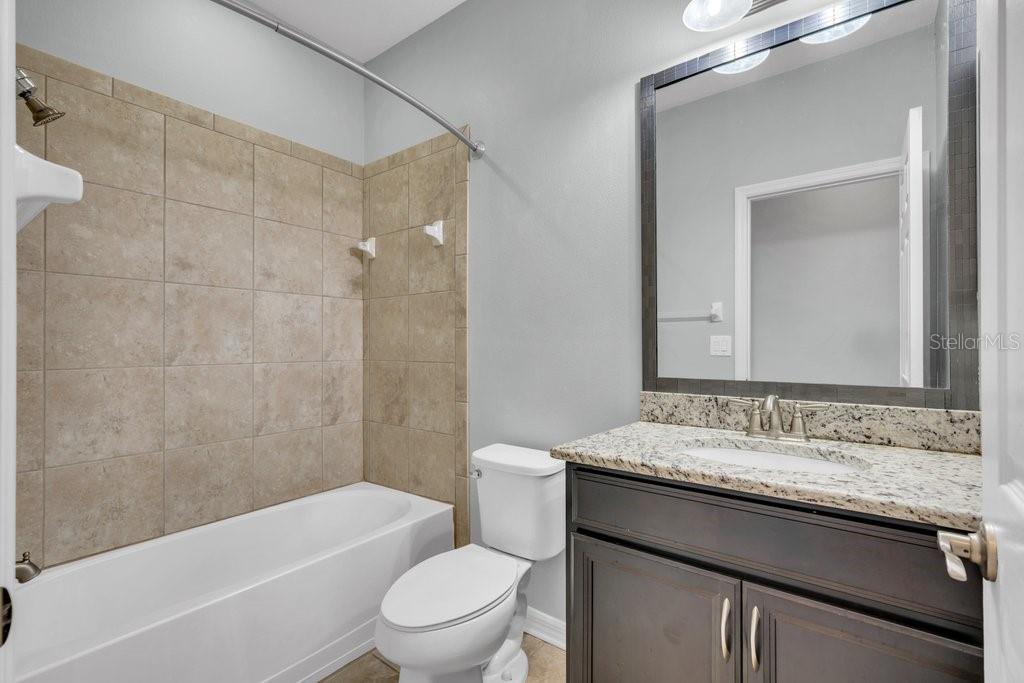 7225 BLUE BEECH DR — photo 36