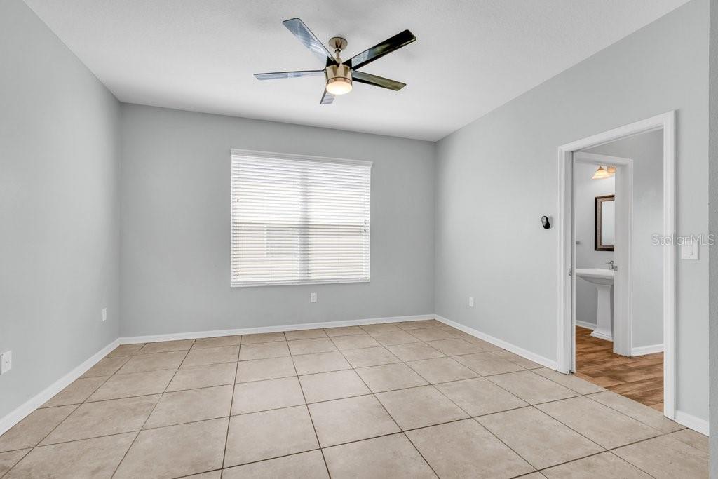 7225 BLUE BEECH DR — photo 11