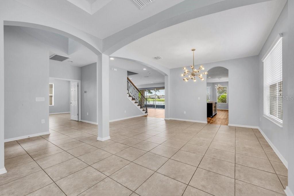 7225 BLUE BEECH DR — photo 8