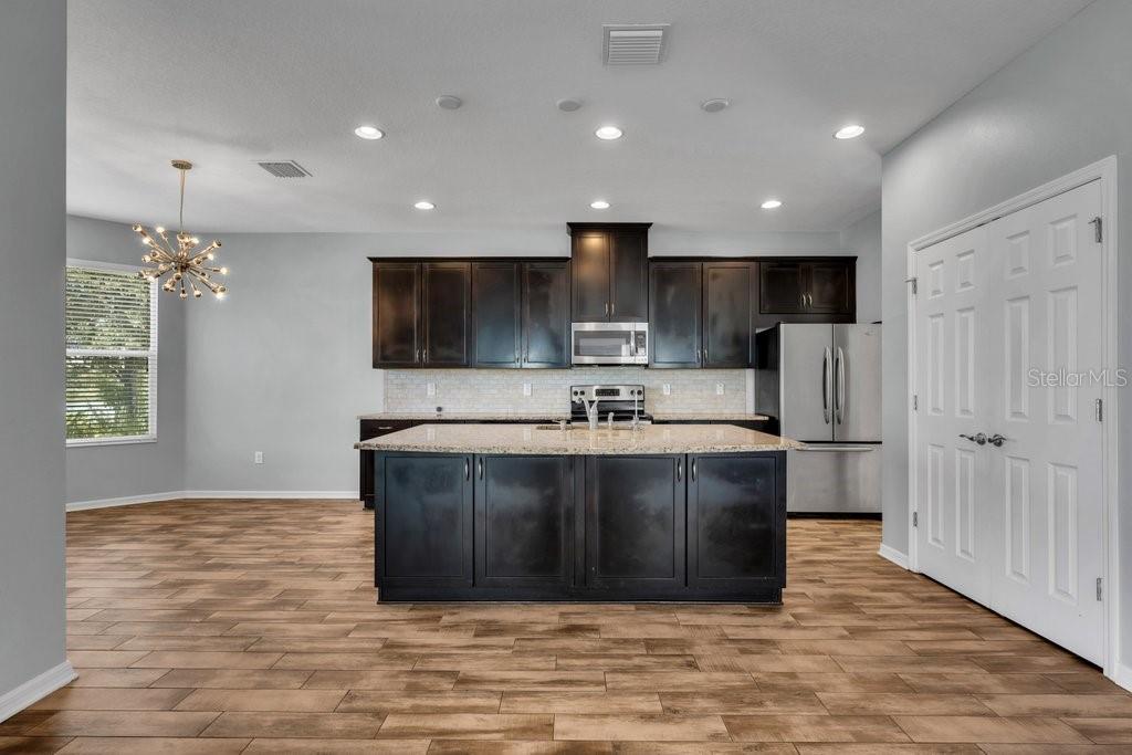 7225 BLUE BEECH DR — photo 19