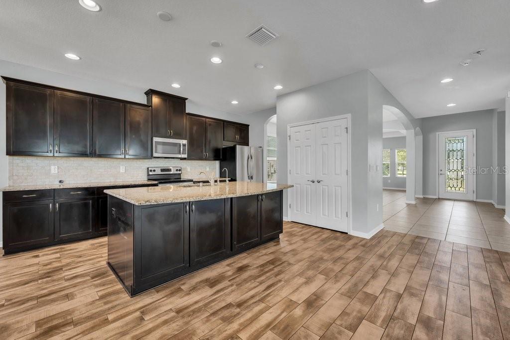 7225 BLUE BEECH DR — photo 20