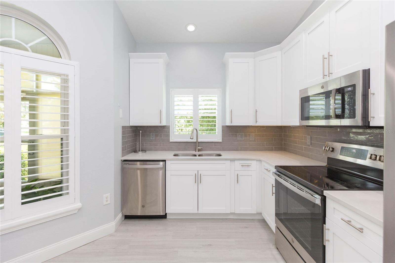 34942 DOUBLE EAGLE CT — photo 9