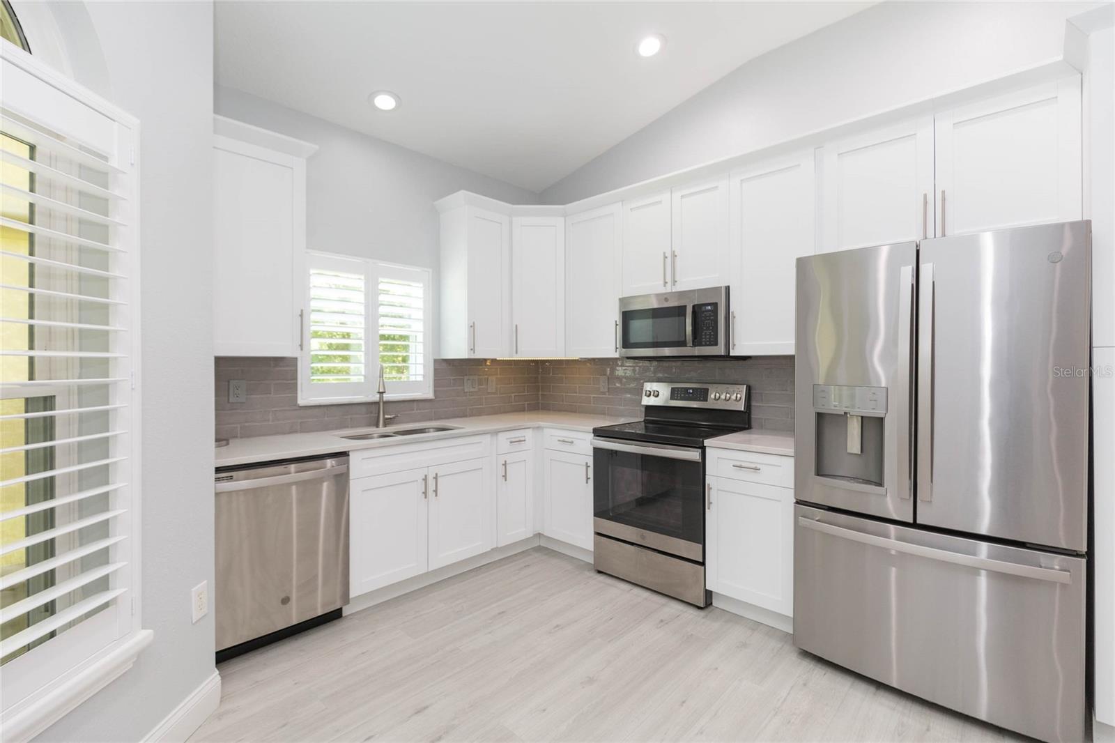 34942 DOUBLE EAGLE CT — photo 10