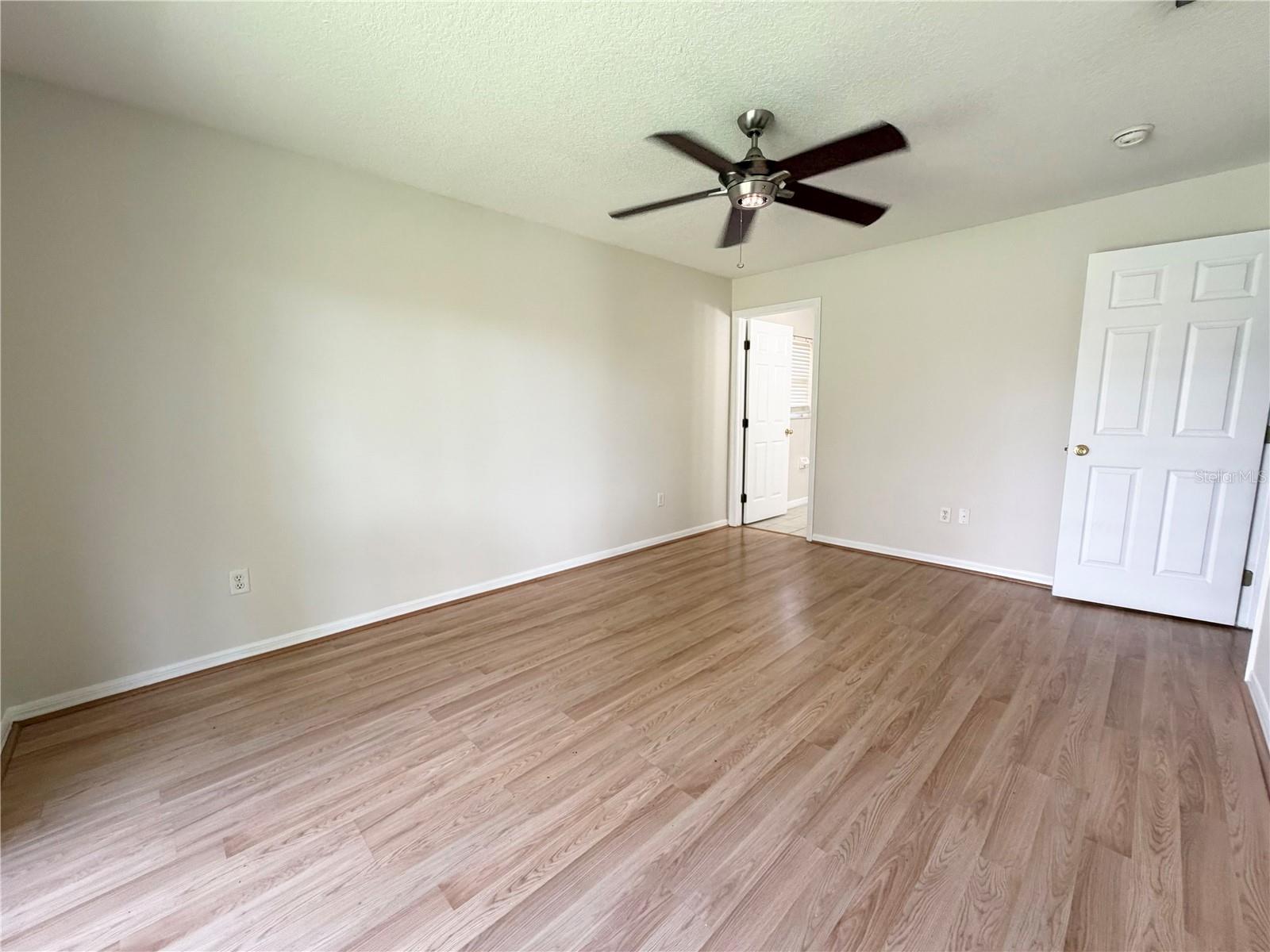 1717 W NASSAU ST #A — photo 10