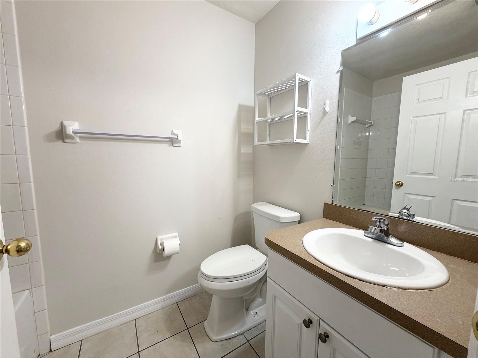 1717 W NASSAU ST #A — photo 16